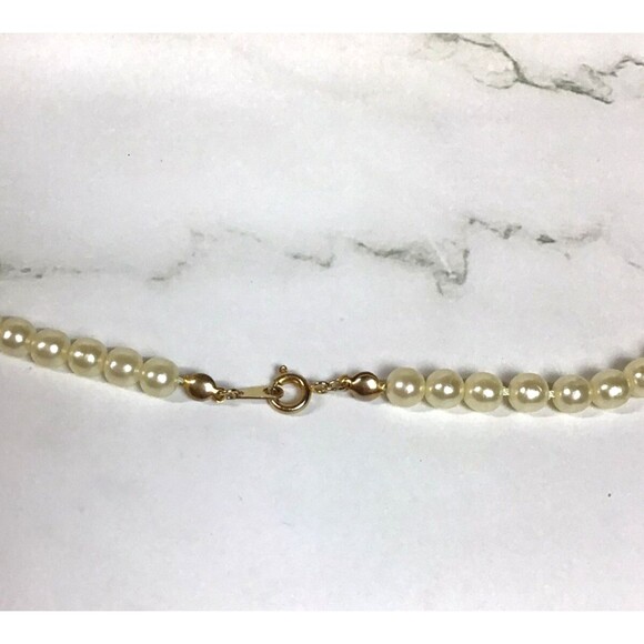 Vintage 23" Beaded Necklace Blue Faux Pearls Graduated Chunky Gold Tone Spacers - Picture 5 of 6